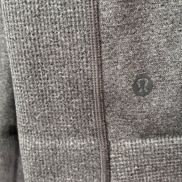 Lululemon Men's Pulse Jacket Full Zip Gray Long Sleeve Pocket Sz XL E113 - Picture 16 of 16